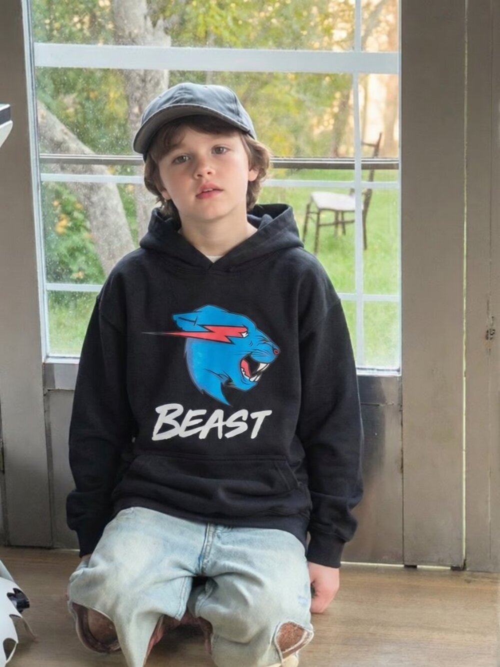 MR BEAST  YOUTH  HOODIE